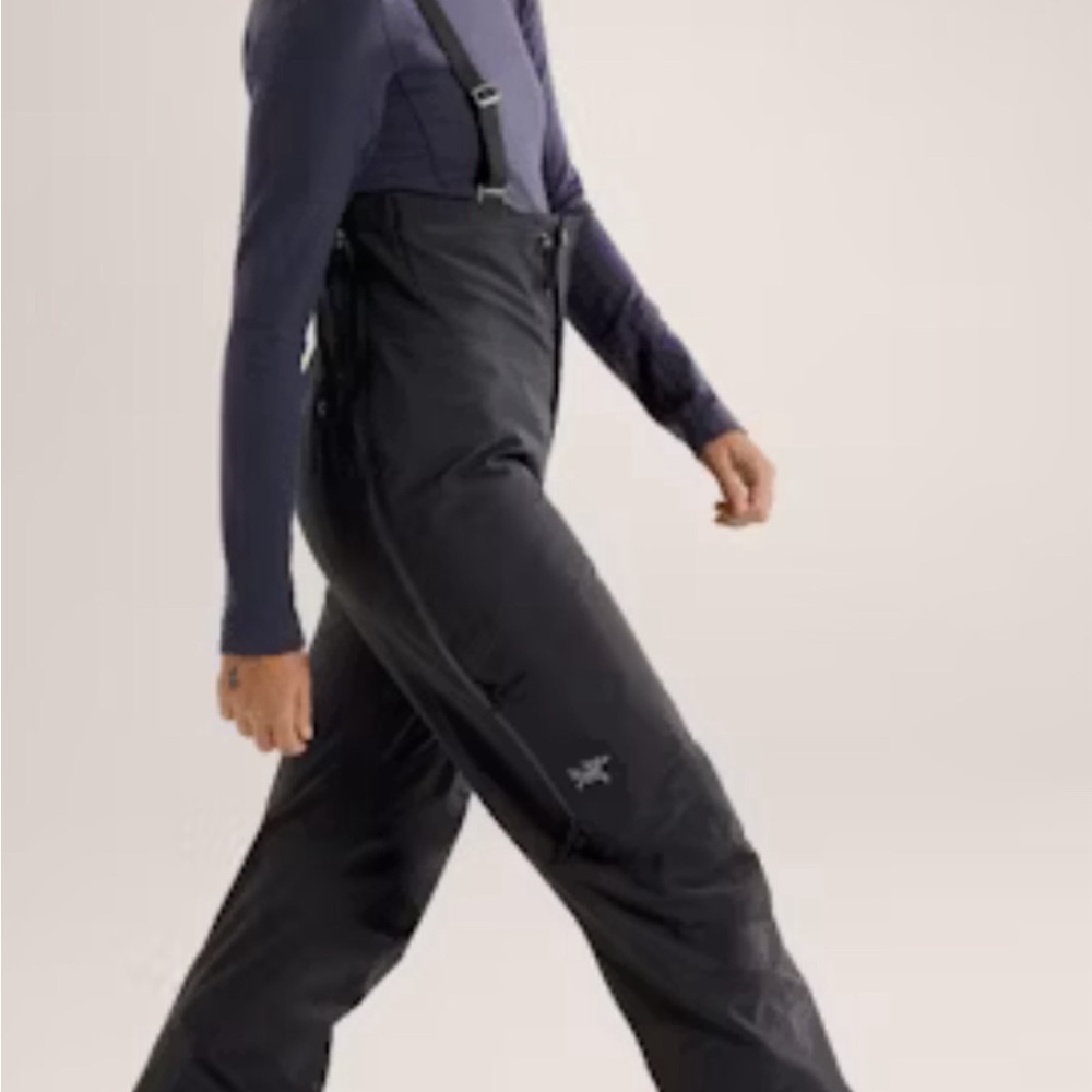 Arcteryx Women’s Rush Bib Goretex Navy